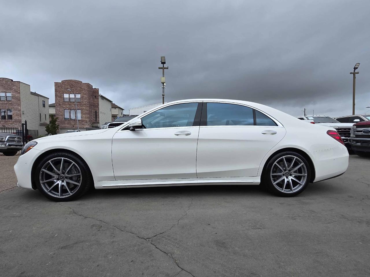 Mercedes-Benz S-Class  2019