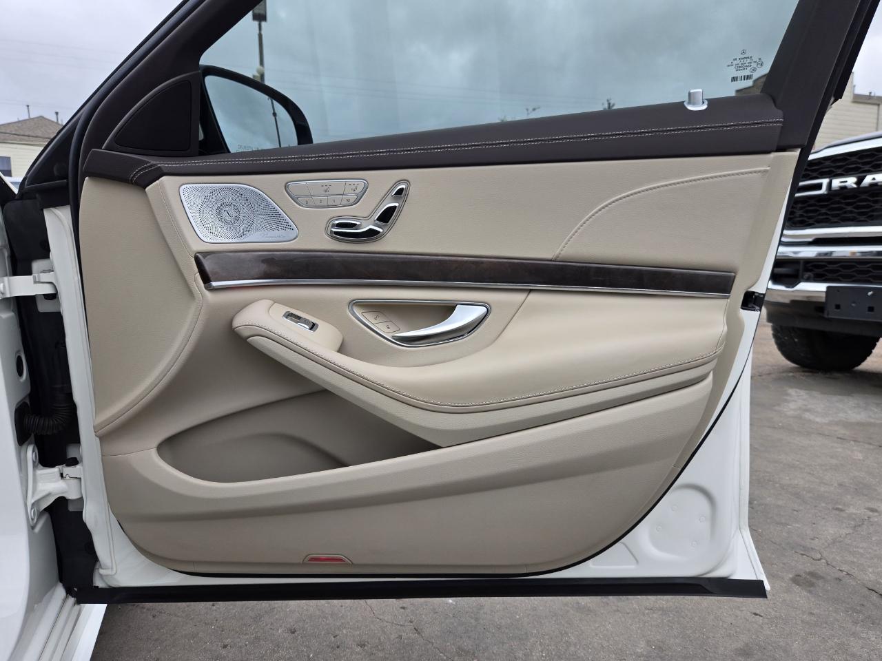 Mercedes-Benz S-Class  2019