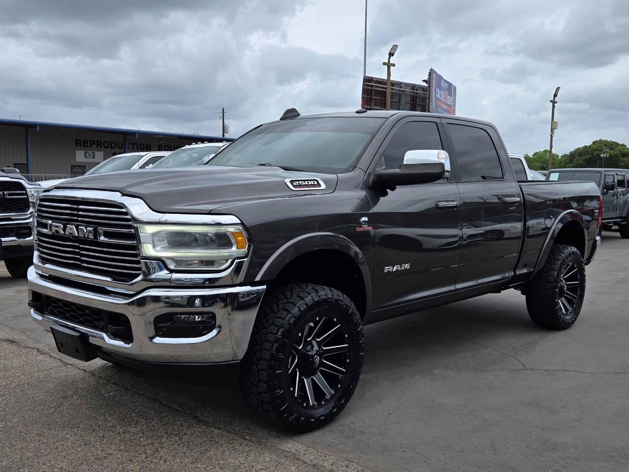 RAM 2500 Laramie Crew Cab 4WD 2019
