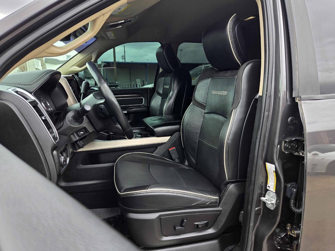 RAM 2500 Laramie Crew Cab 4WD 2019