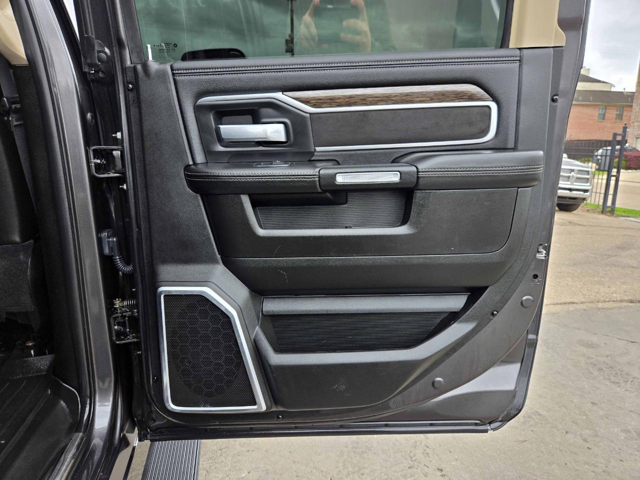 RAM 2500 Laramie Crew Cab 4WD 2019