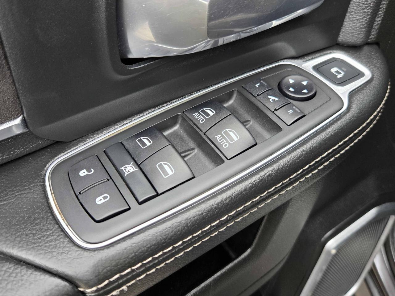 RAM 2500 Laramie Crew Cab 4WD 2019