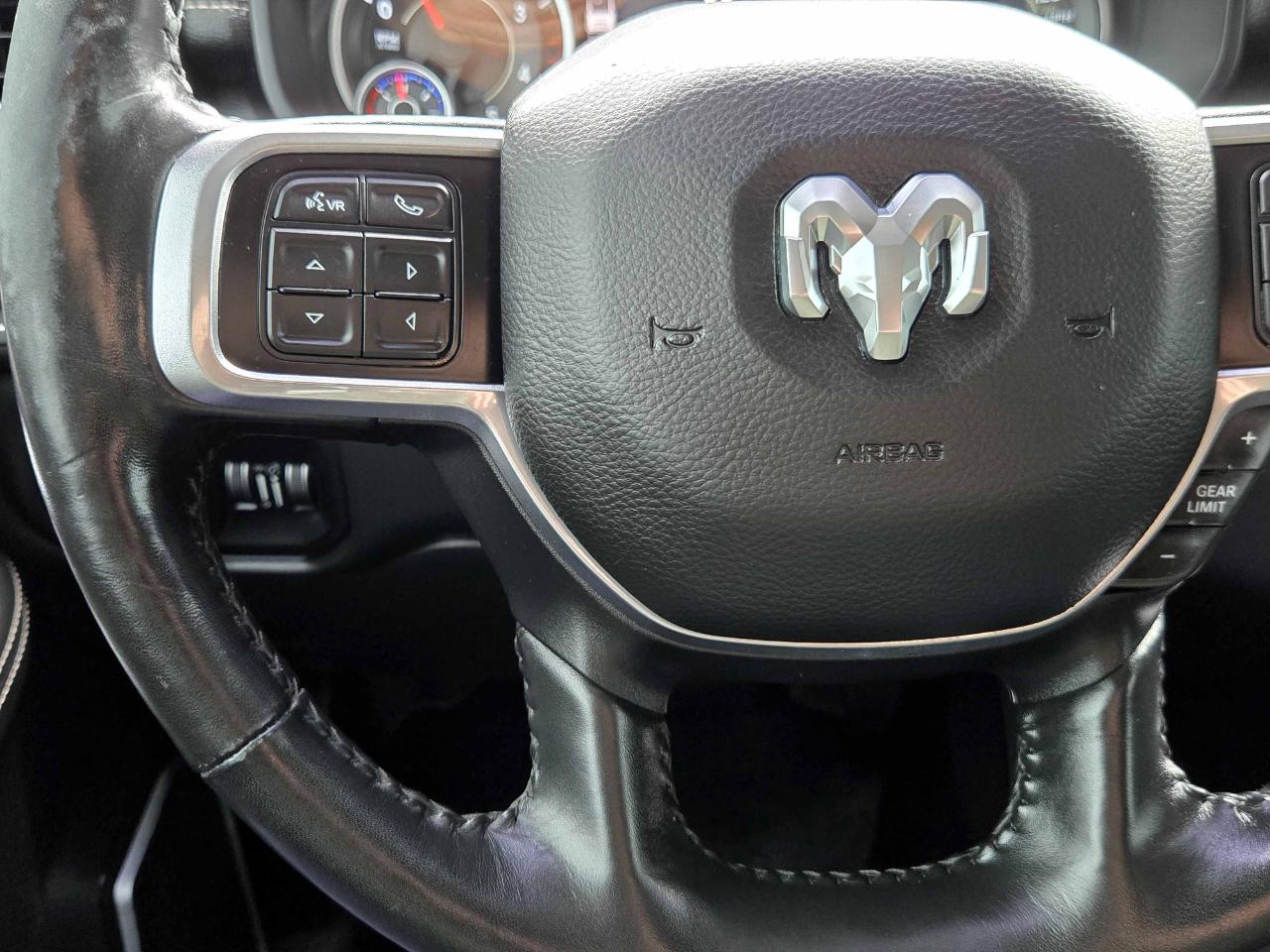 RAM 2500 Laramie Crew Cab 4WD 2019