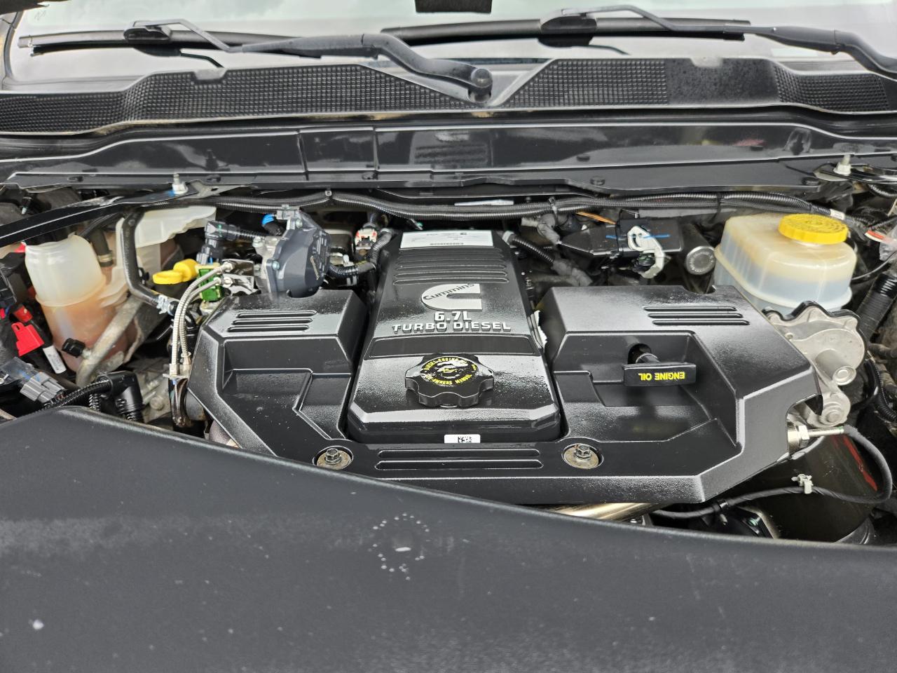 RAM 2500 Laramie Crew Cab 4WD 2019