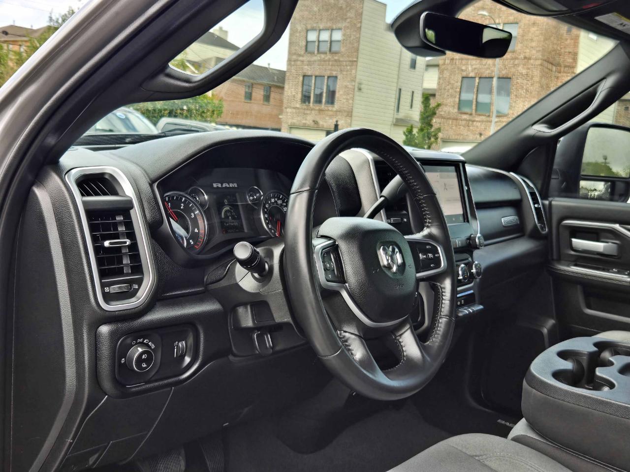 RAM 2500 Big Horn Crew Cab 4WD 2024