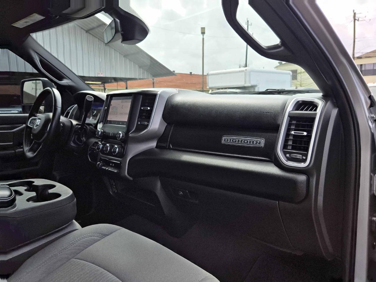 RAM 2500 Big Horn Crew Cab 4WD 2024