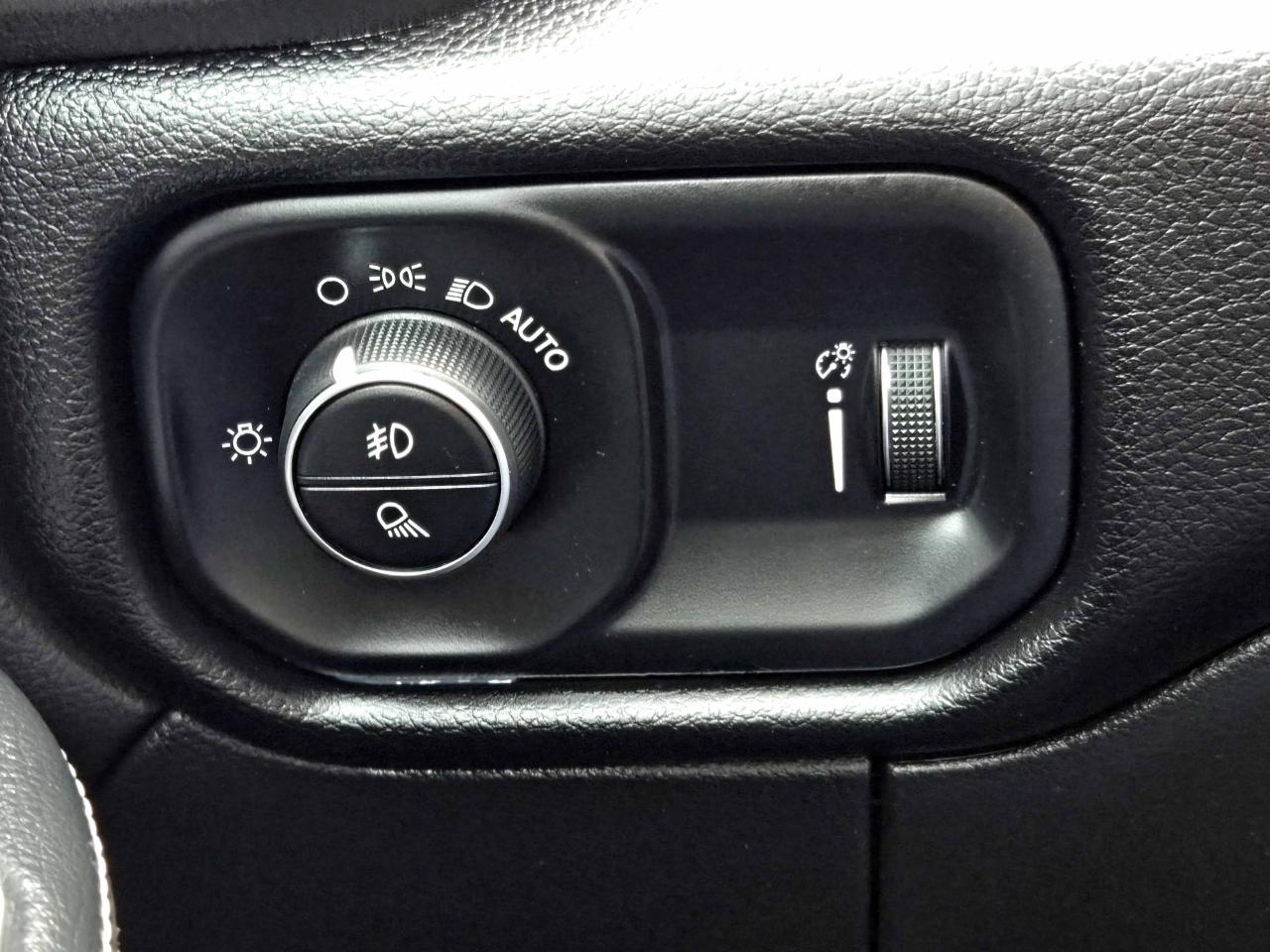 RAM 2500 Big Horn Crew Cab 4WD 2024