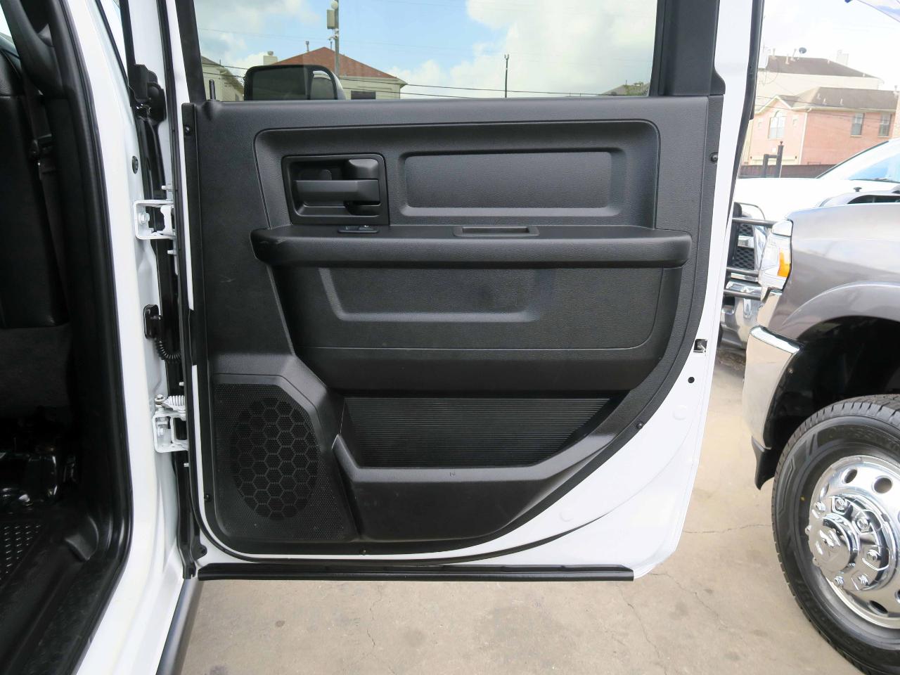 RAM 2500 Tradesman Crew Cab 4WD 2022