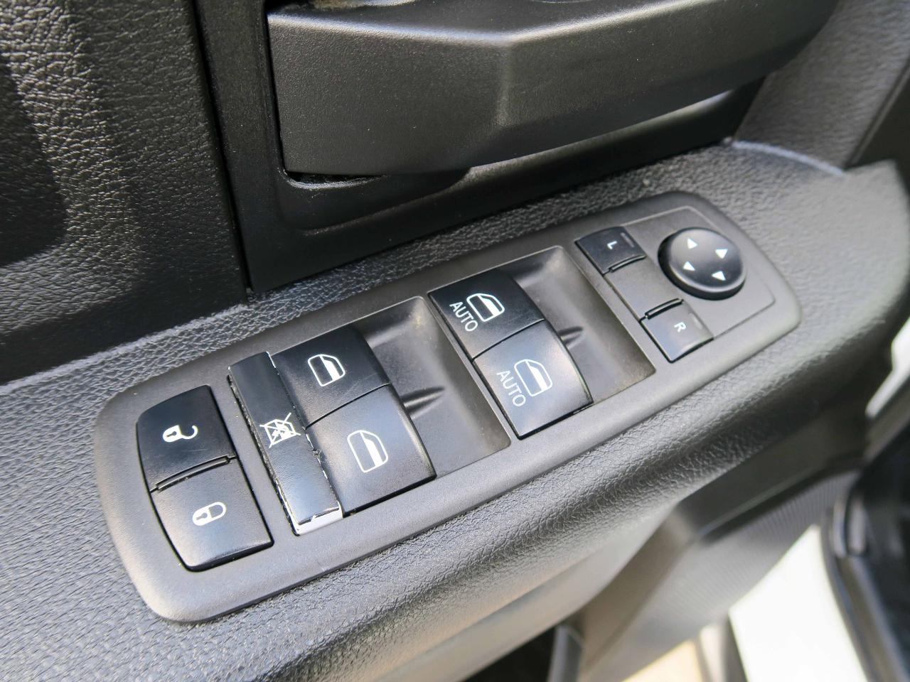 RAM 2500 Tradesman Crew Cab 4WD 2022