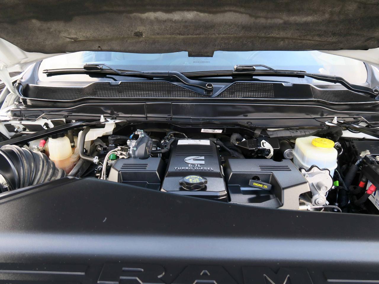 RAM 2500 Tradesman Crew Cab 4WD 2022