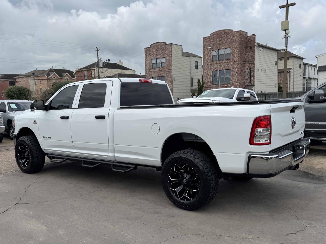 RAM 2500 Tradesman Crew Cab 4WD 2022