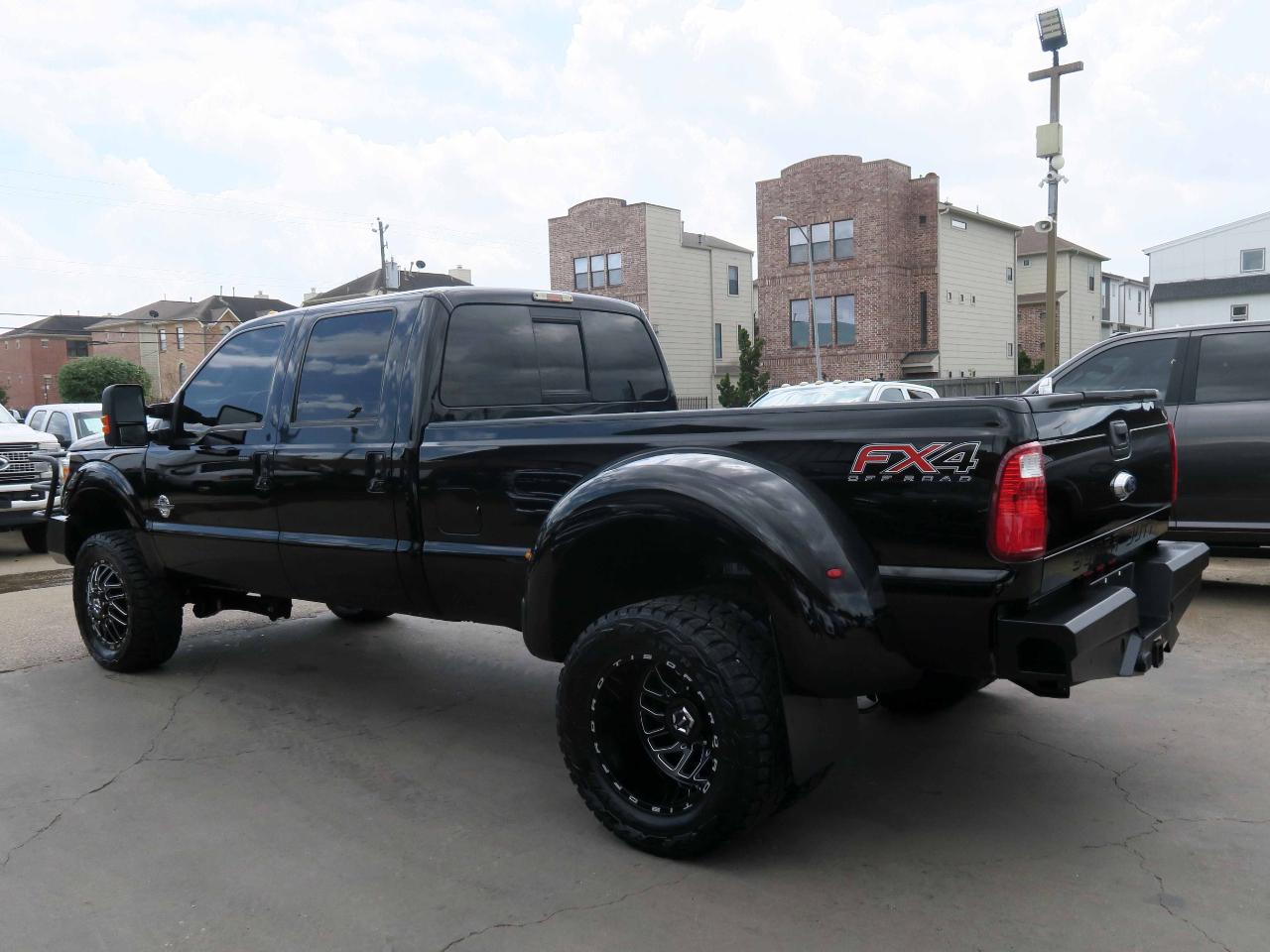 Ford Super Duty F-350 DRW  2016