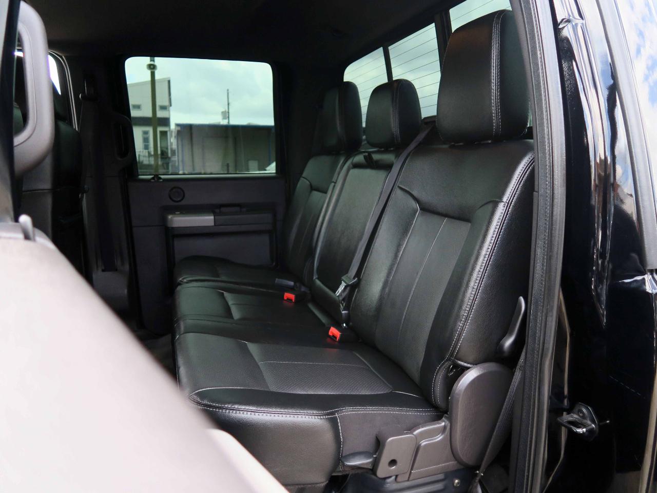 Ford Super Duty F-350 DRW  2016