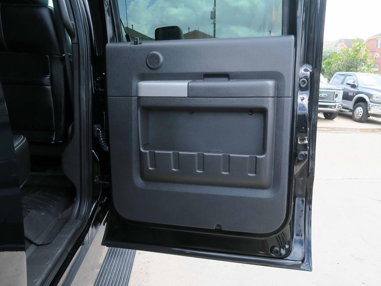 Ford Super Duty F-350 DRW  2016