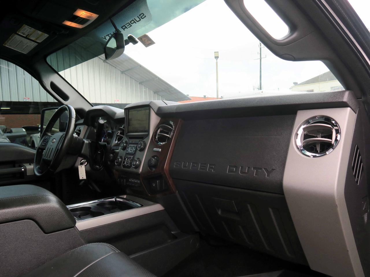 Ford Super Duty F-350 DRW  2016