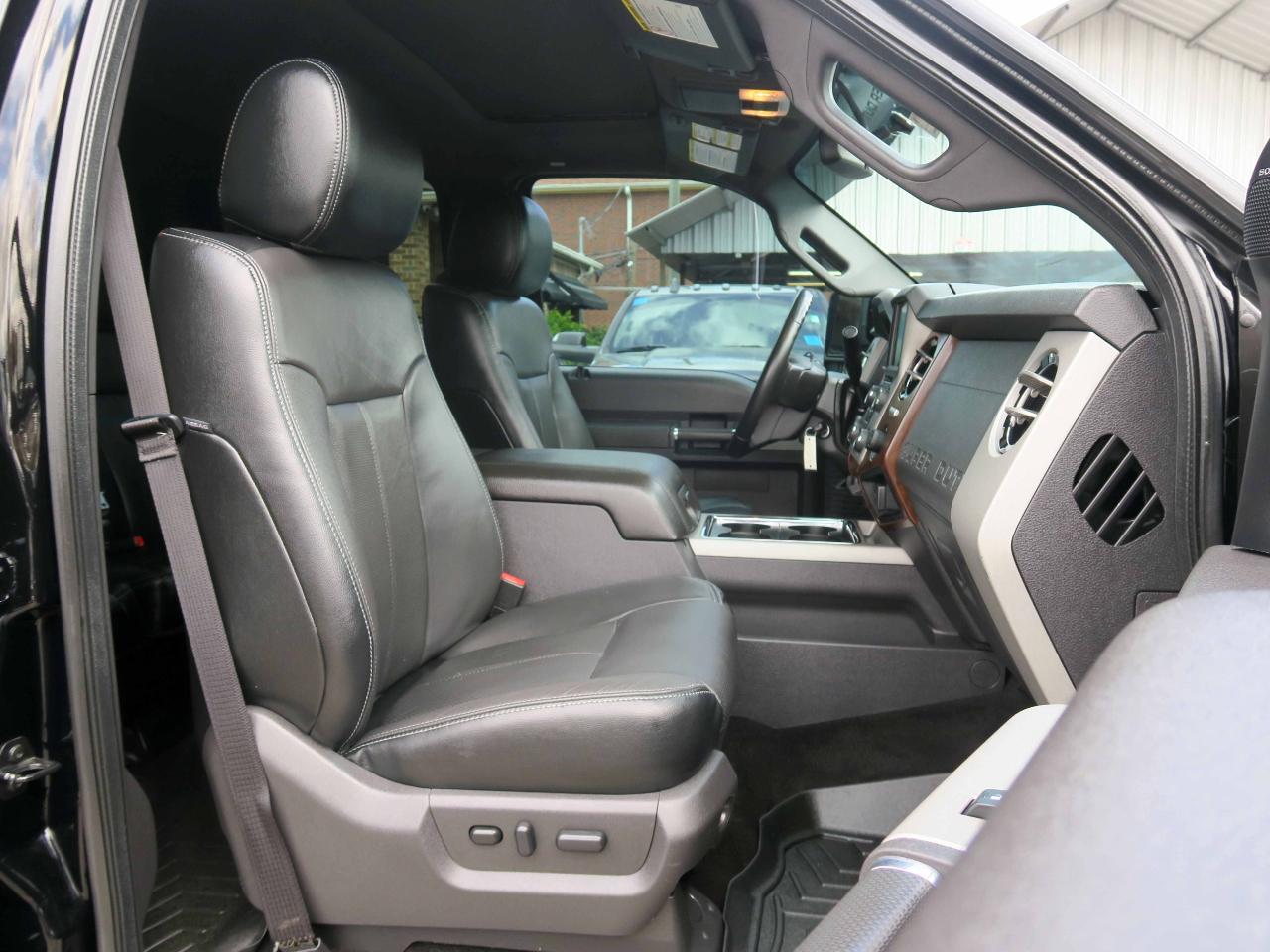 Ford Super Duty F-350 DRW  2016