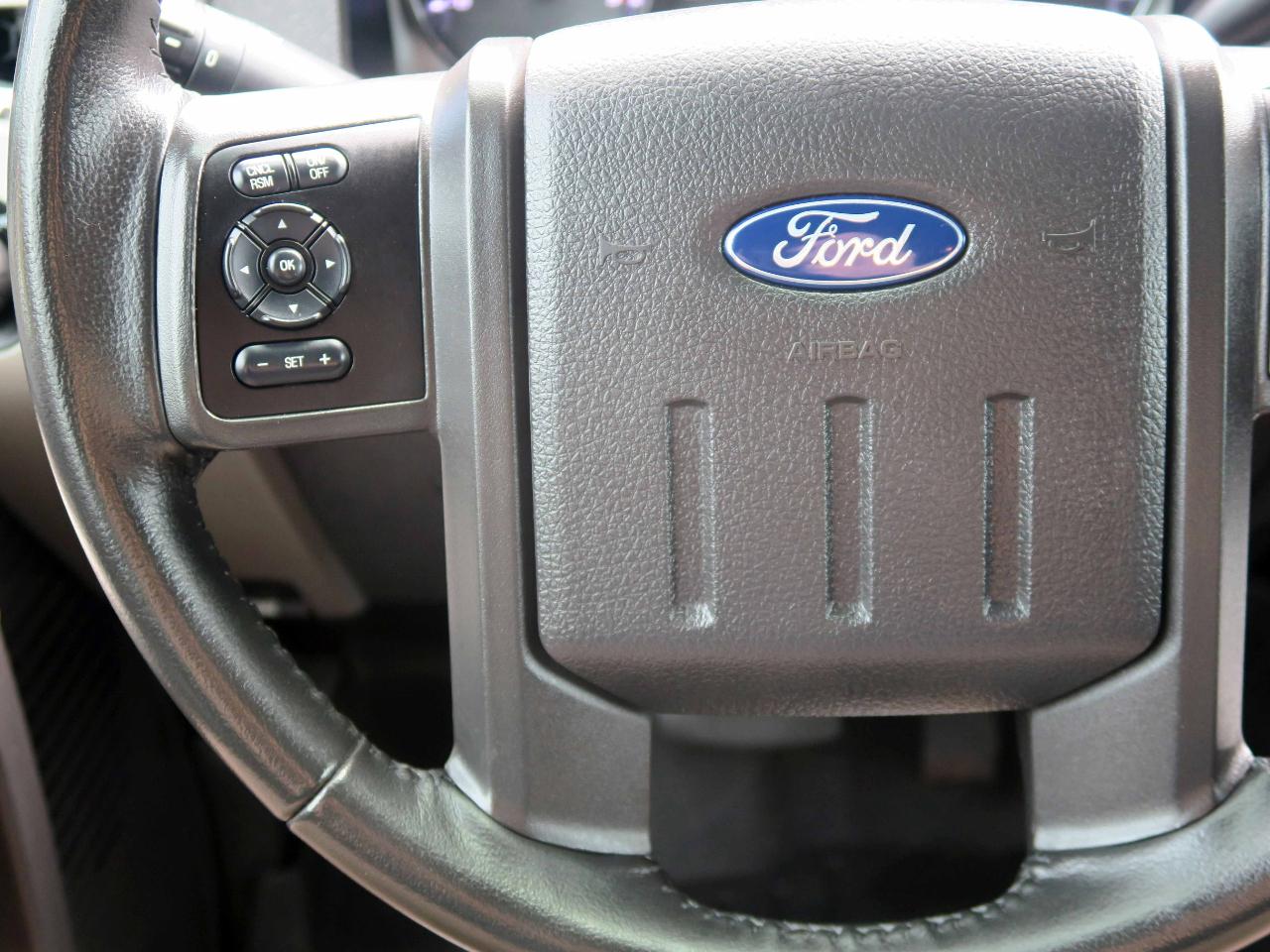 Ford Super Duty F-350 DRW  2016