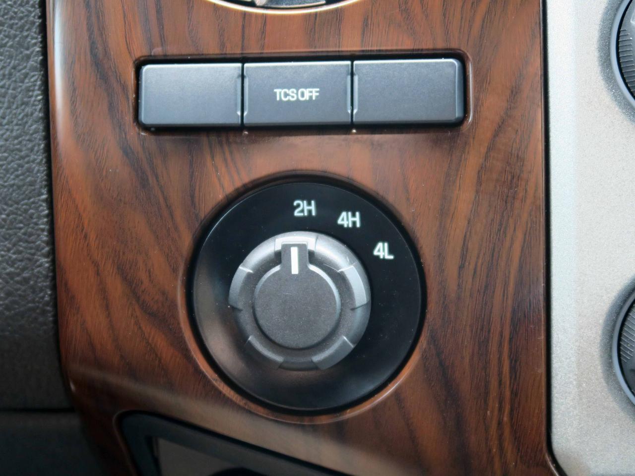 Ford Super Duty F-350 DRW  2016