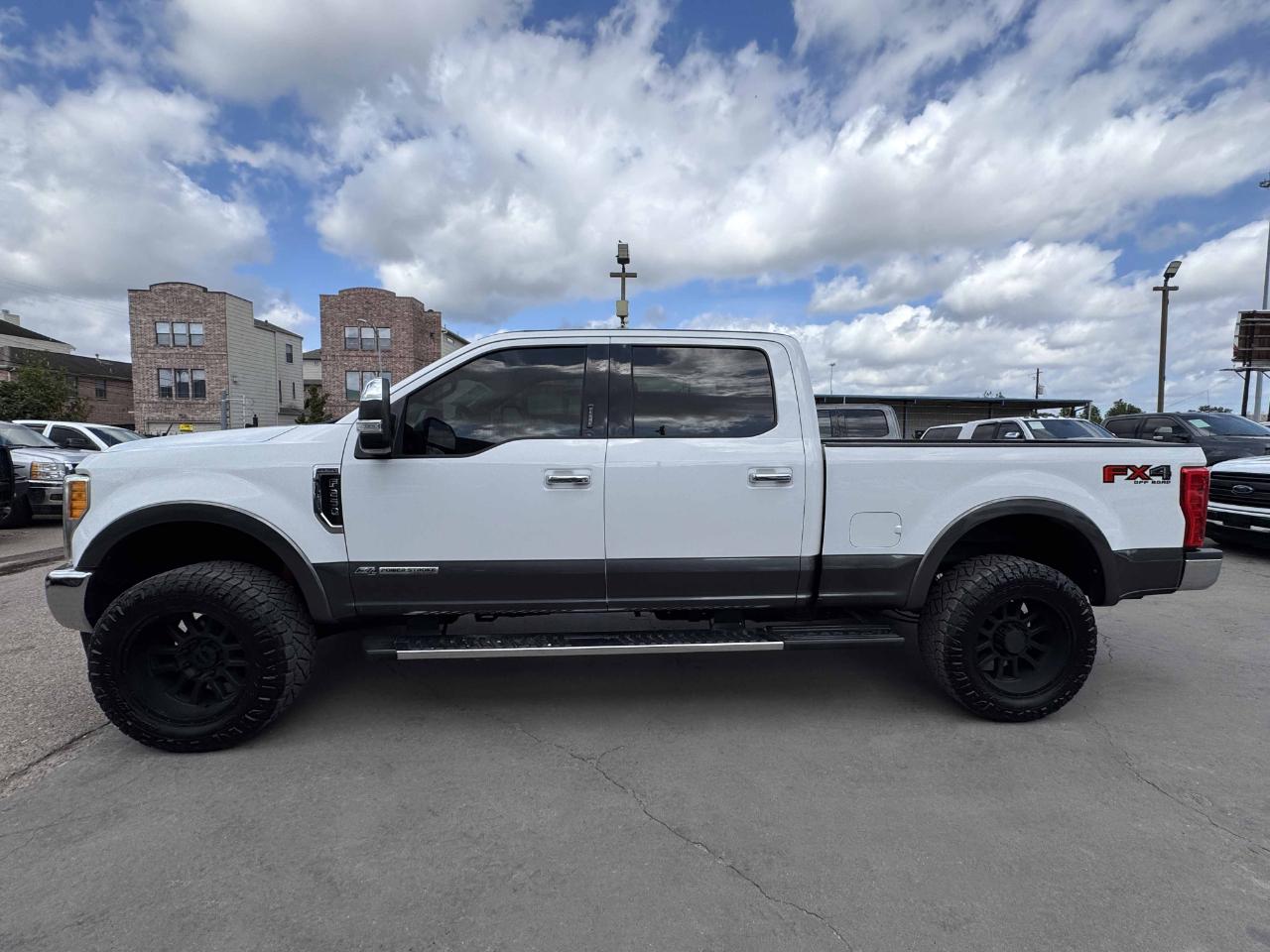 Ford Super Duty F-250 SRW  2017