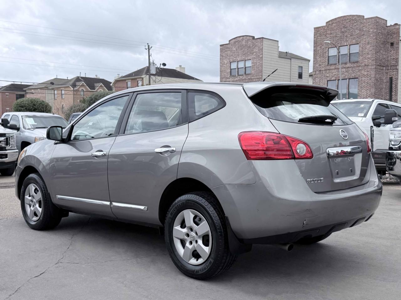 Nissan Rogue  2013