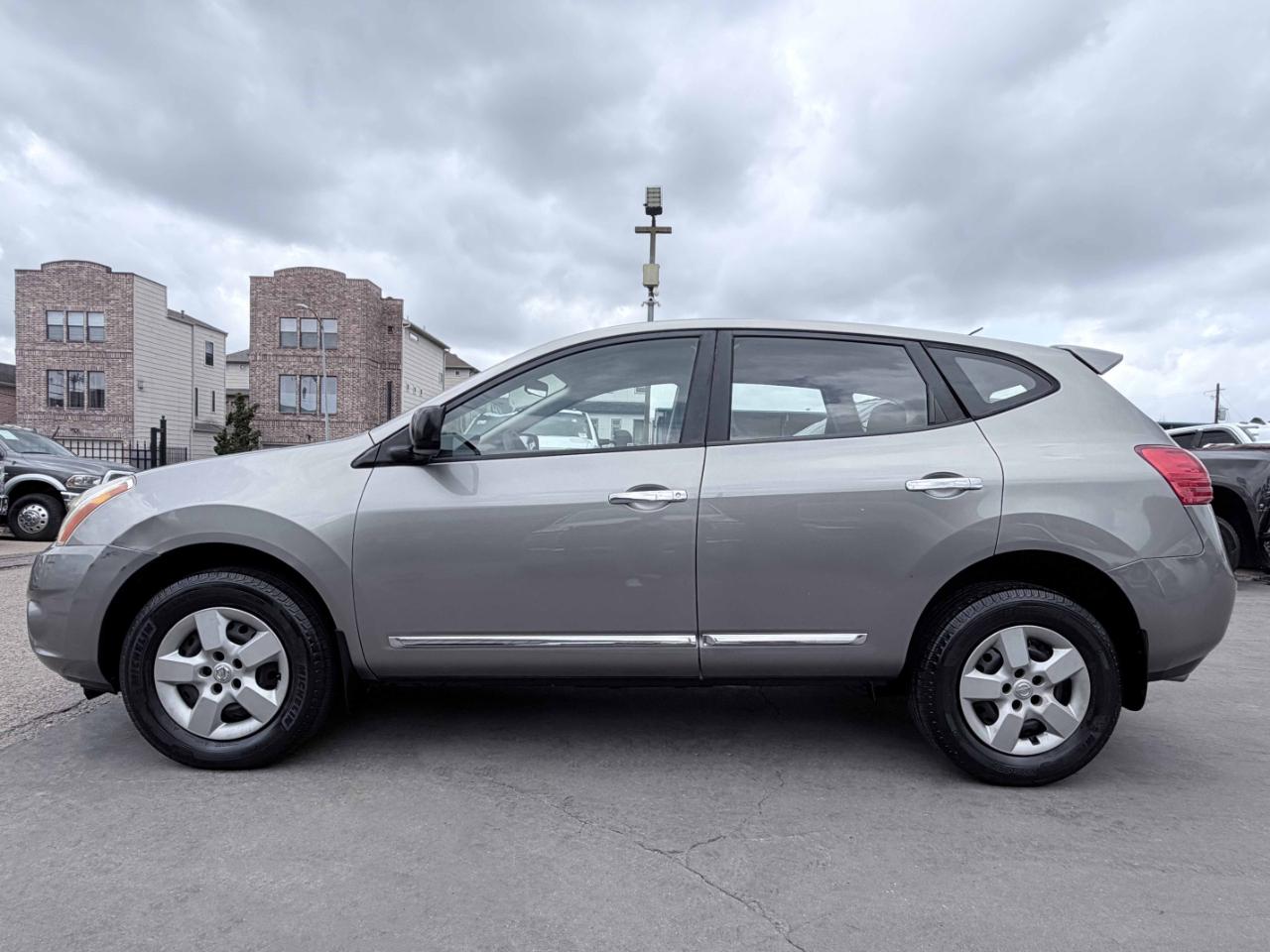 Nissan Rogue  2013