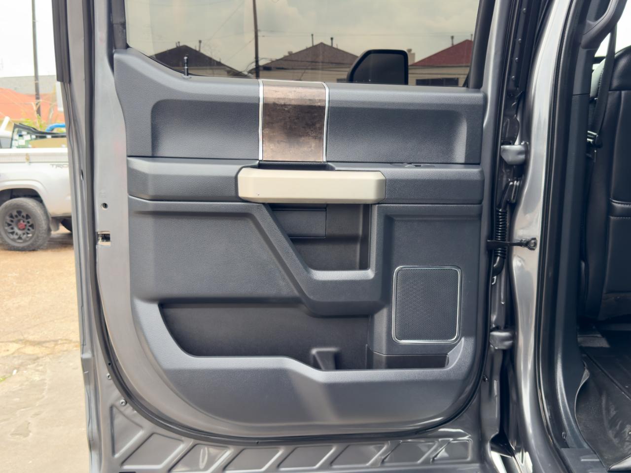 Ford Super Duty F-250 SRW  2022