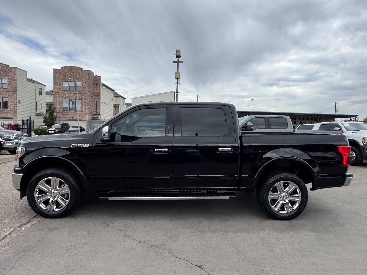Ford F-150 Lariat SuperCrew 4WD 2018