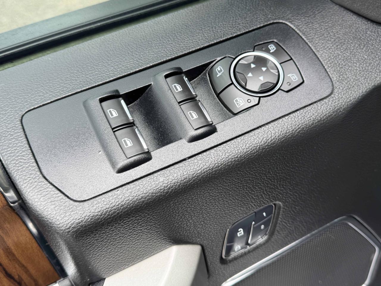 Ford F-150 Lariat SuperCrew 4WD 2018