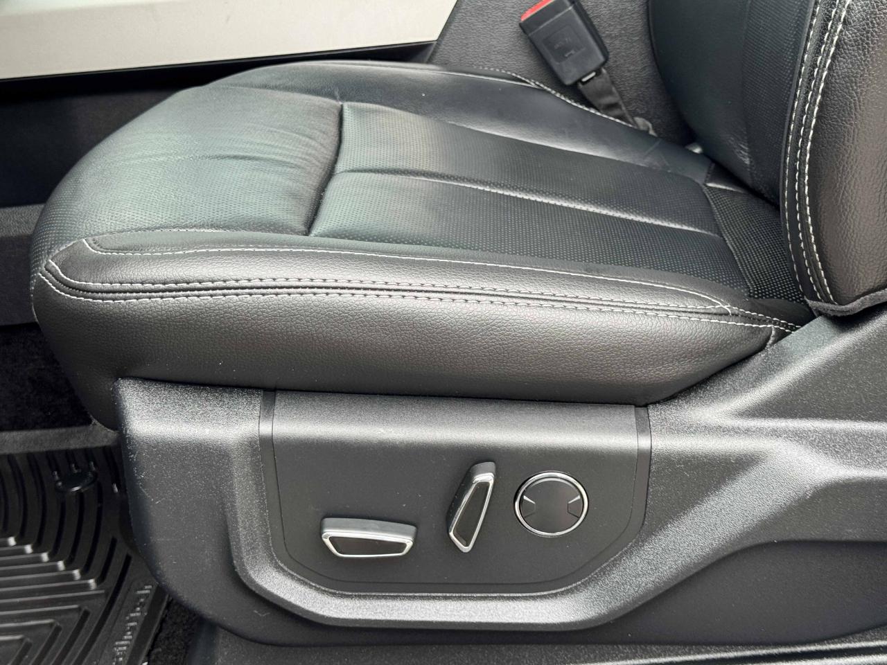 Ford F-150 Lariat SuperCrew 4WD 2018