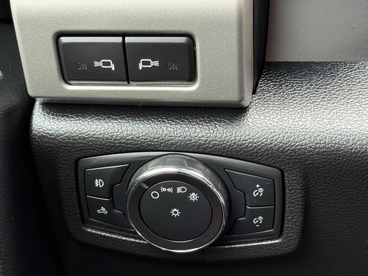 Ford F-150 Lariat SuperCrew 4WD 2018