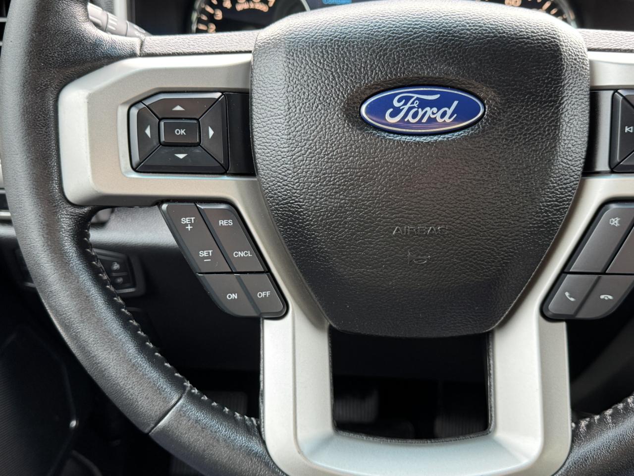 Ford F-150 Lariat SuperCrew 4WD 2018