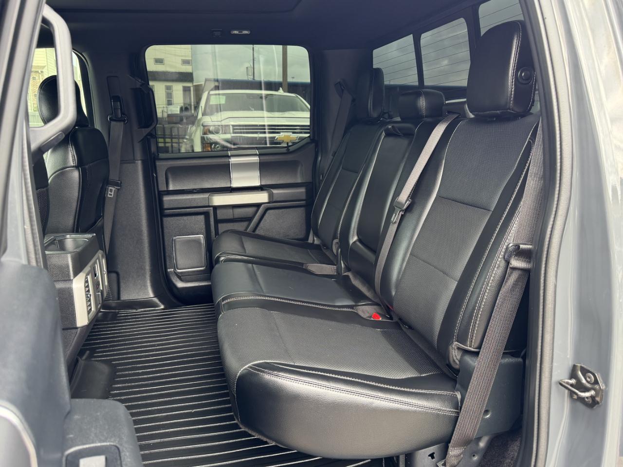 Ford F-150 Lariat SuperCrew 4WD 2016