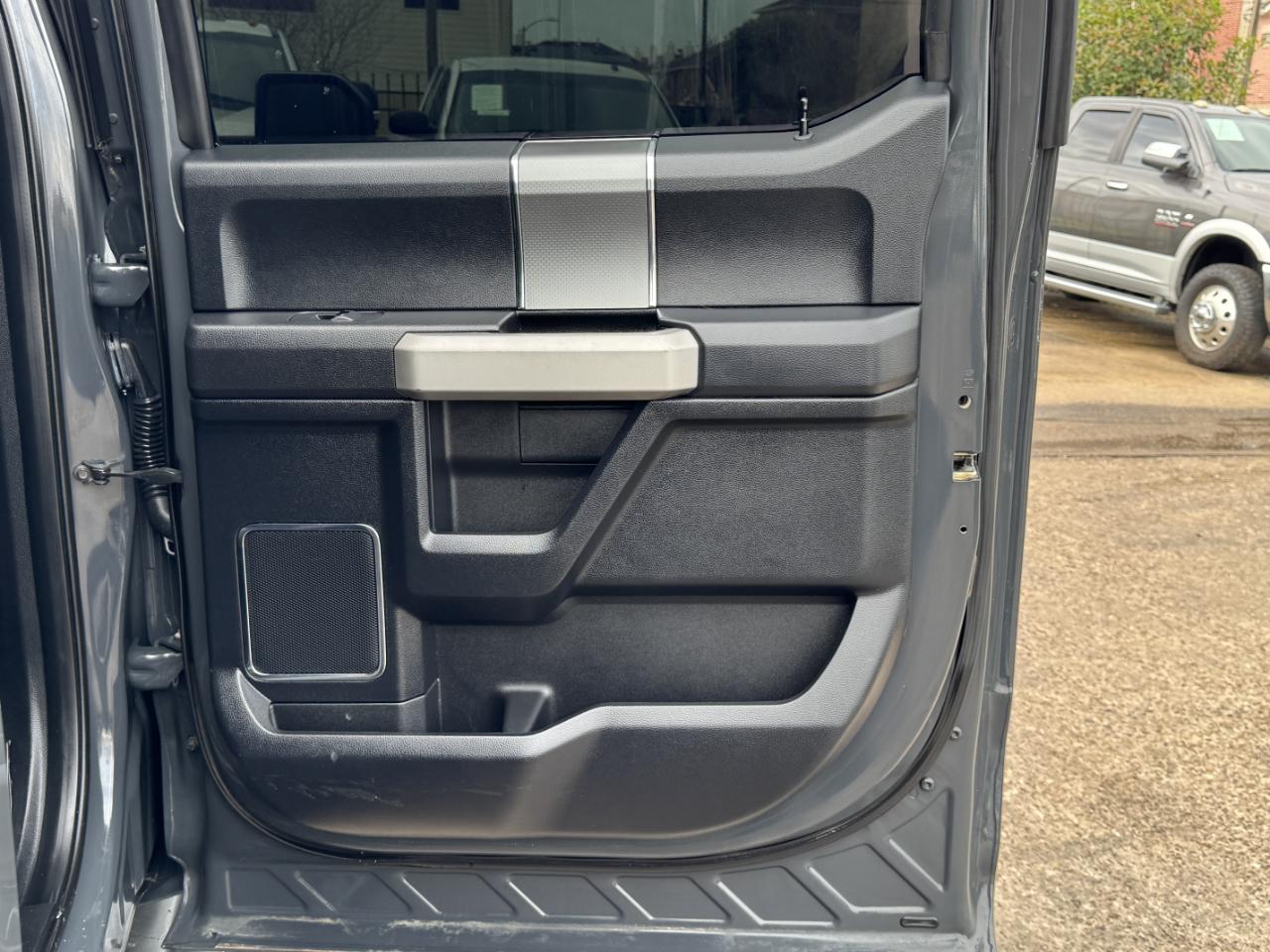 Ford F-150 Lariat SuperCrew 4WD 2016