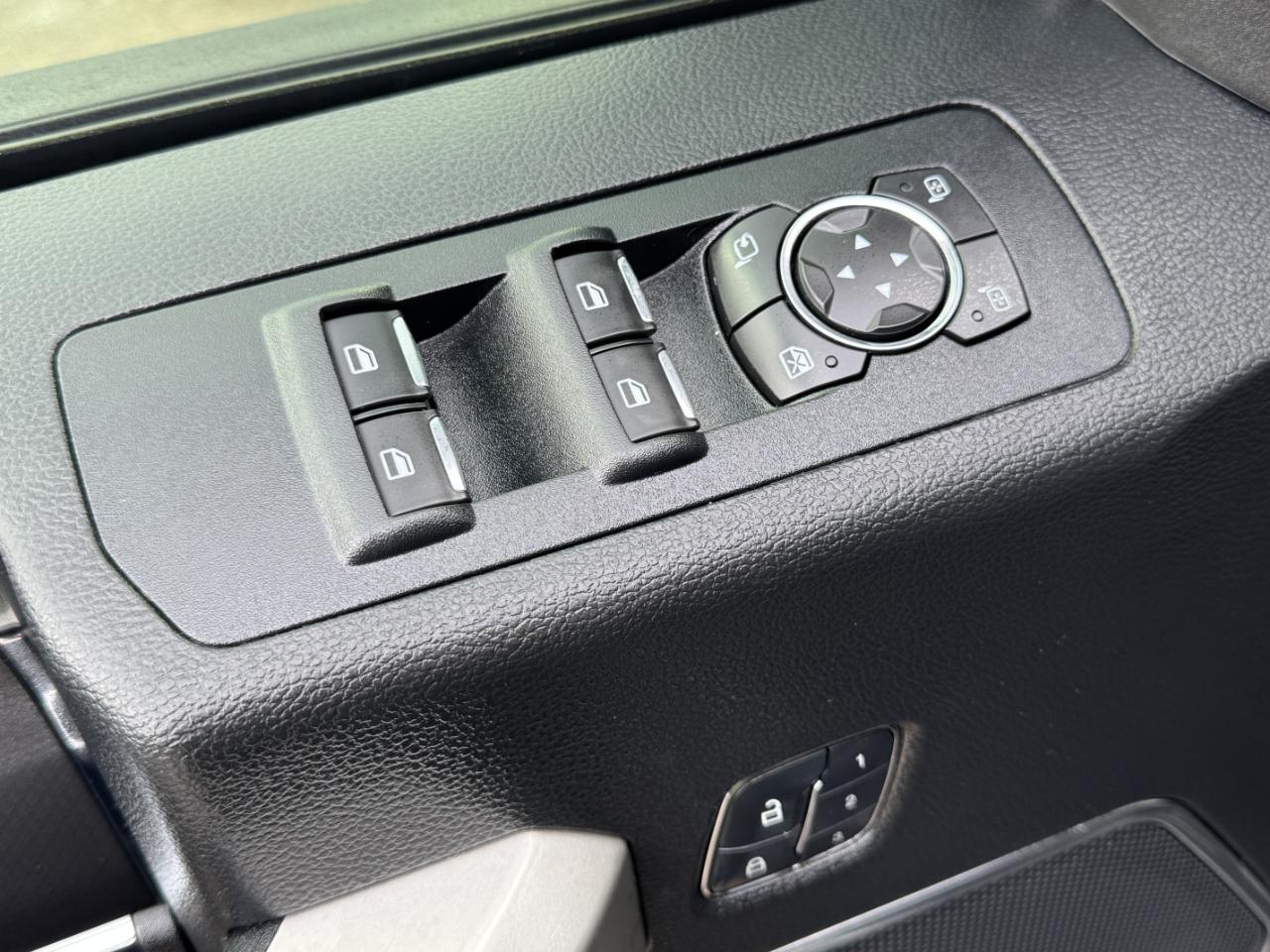 Ford F-150 Lariat SuperCrew 4WD 2016