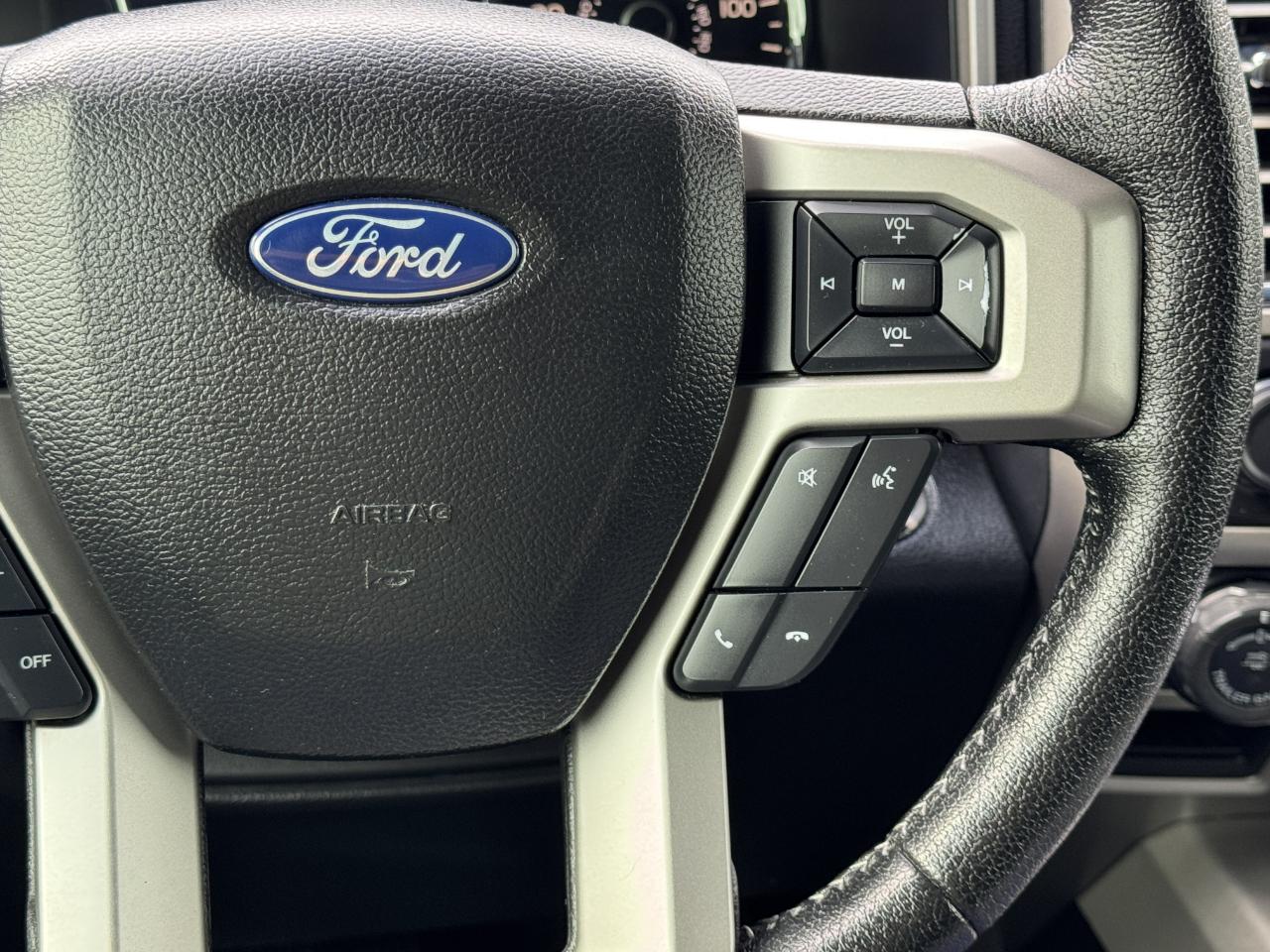 Ford F-150 Lariat SuperCrew 4WD 2016