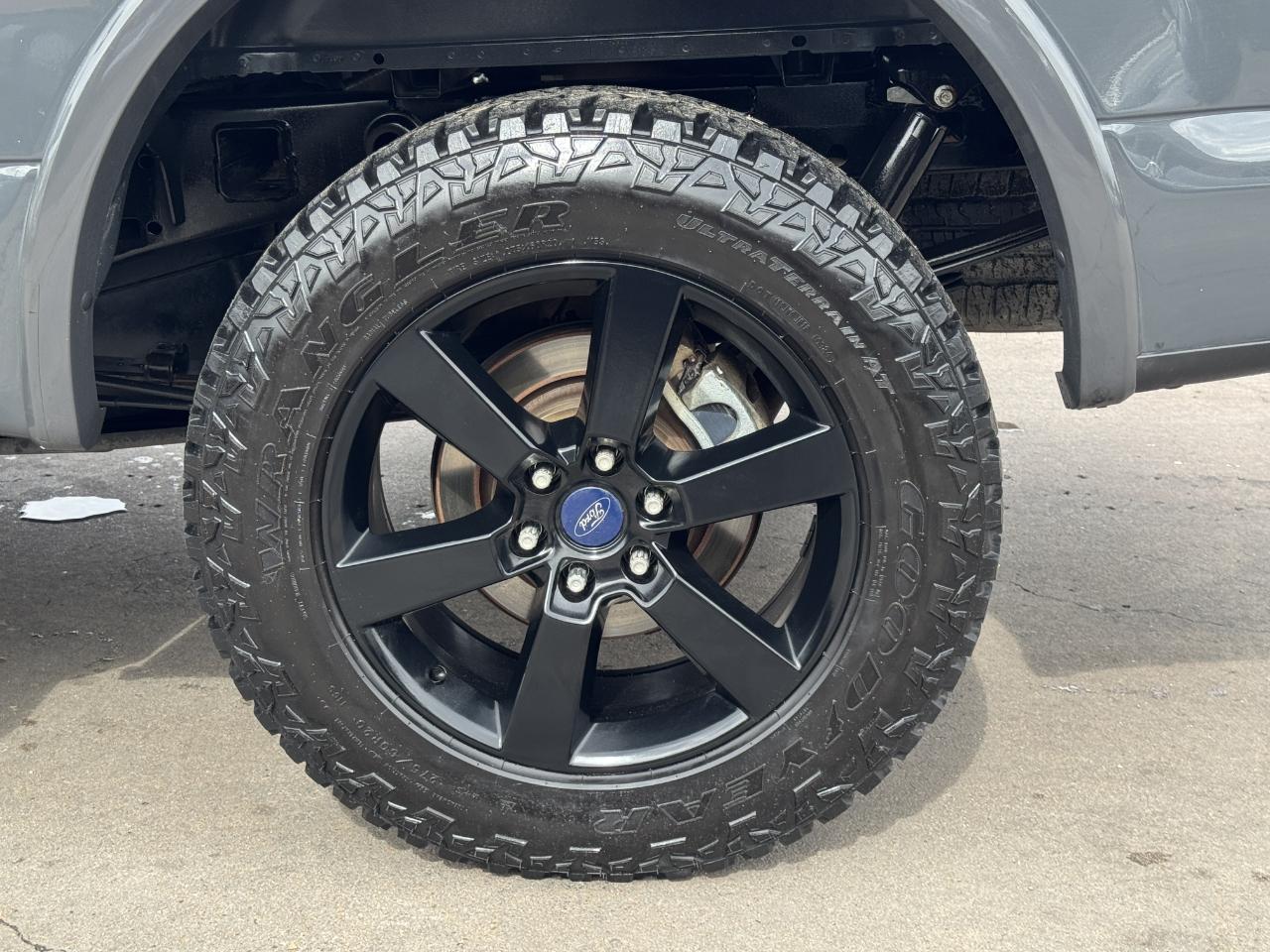 Ford F-150 Lariat SuperCrew 4WD 2016