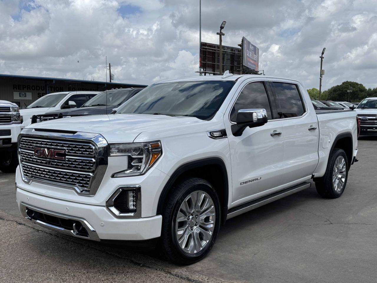 GMC Sierra 1500 Denali Crew Cab 4WD 2020