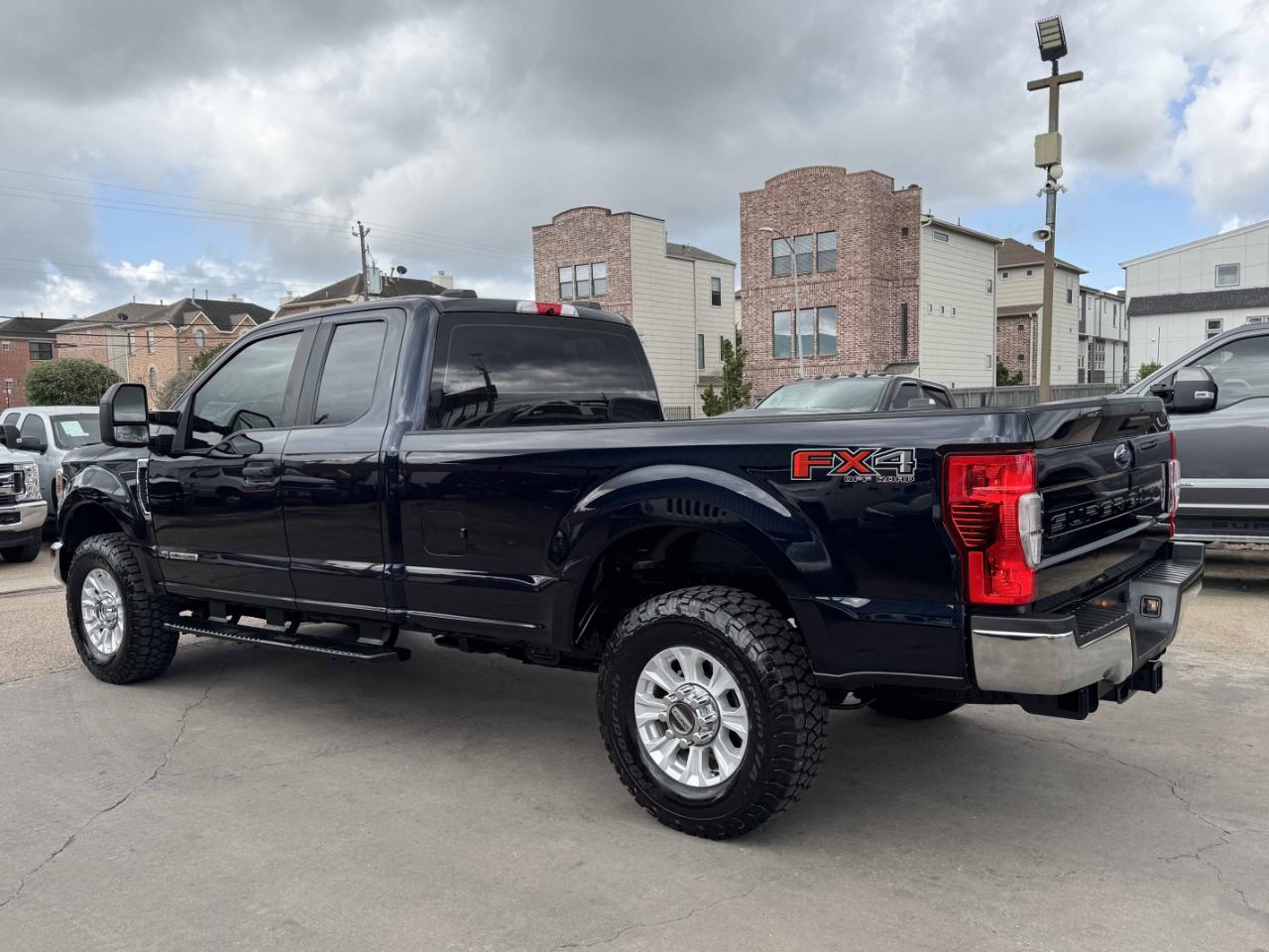 Ford Super Duty F-350 SRW  2021