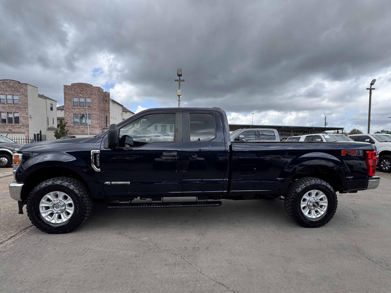 Ford Super Duty F-350 SRW  2021