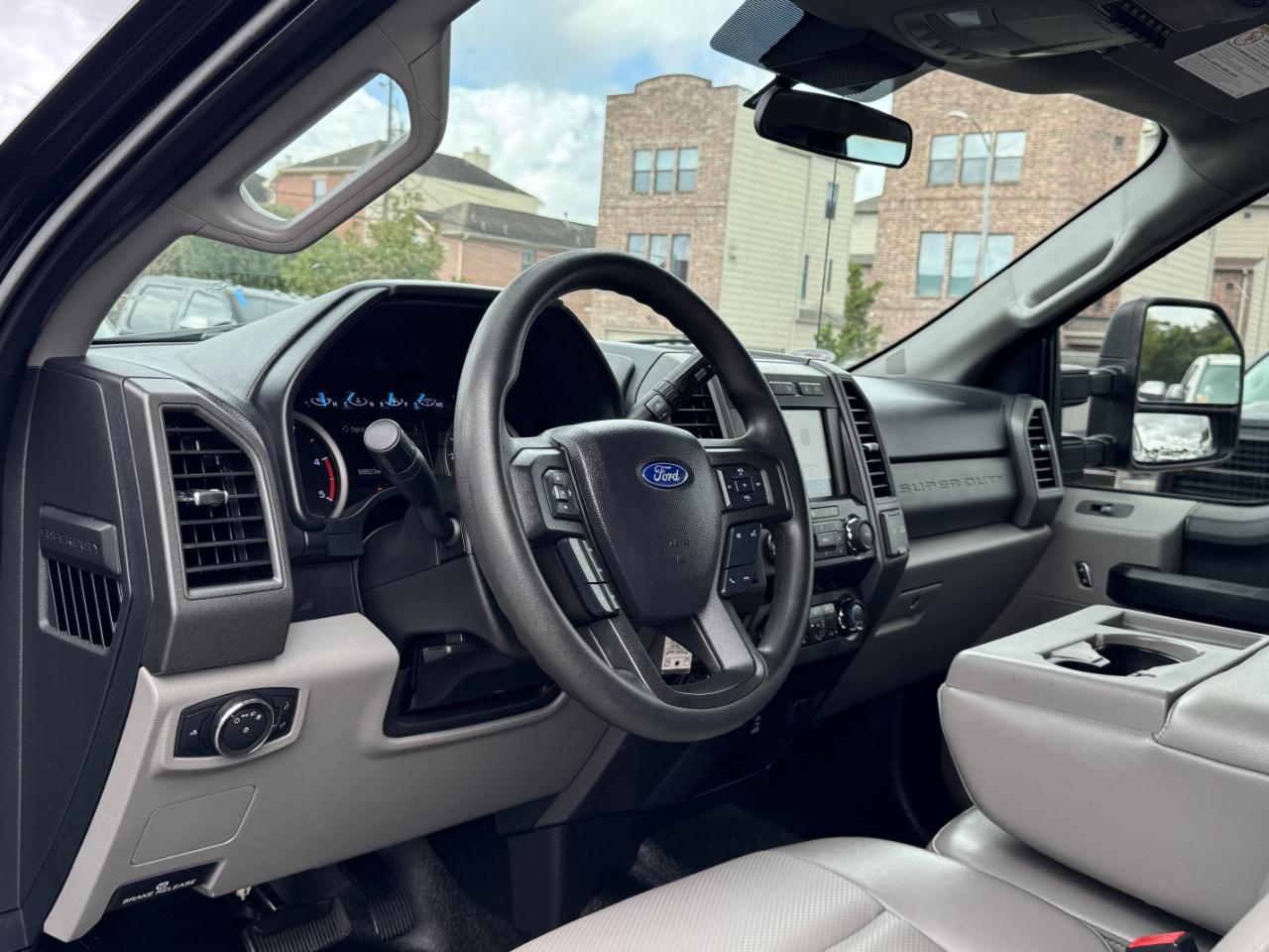 Ford Super Duty F-350 SRW  2021