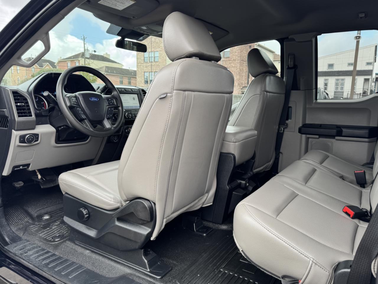 Ford Super Duty F-350 SRW  2021