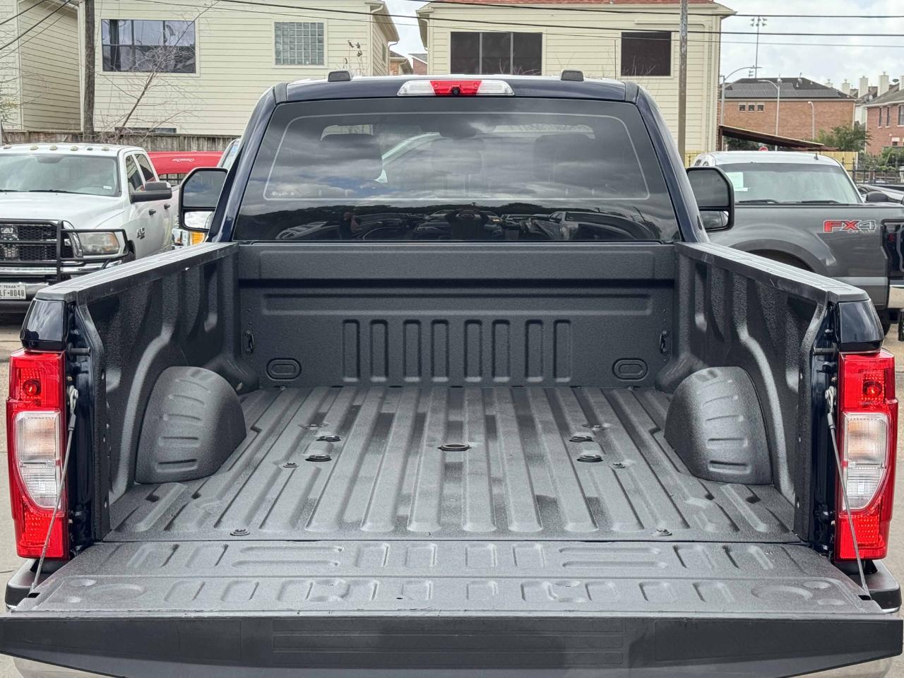 Ford Super Duty F-350 SRW  2021