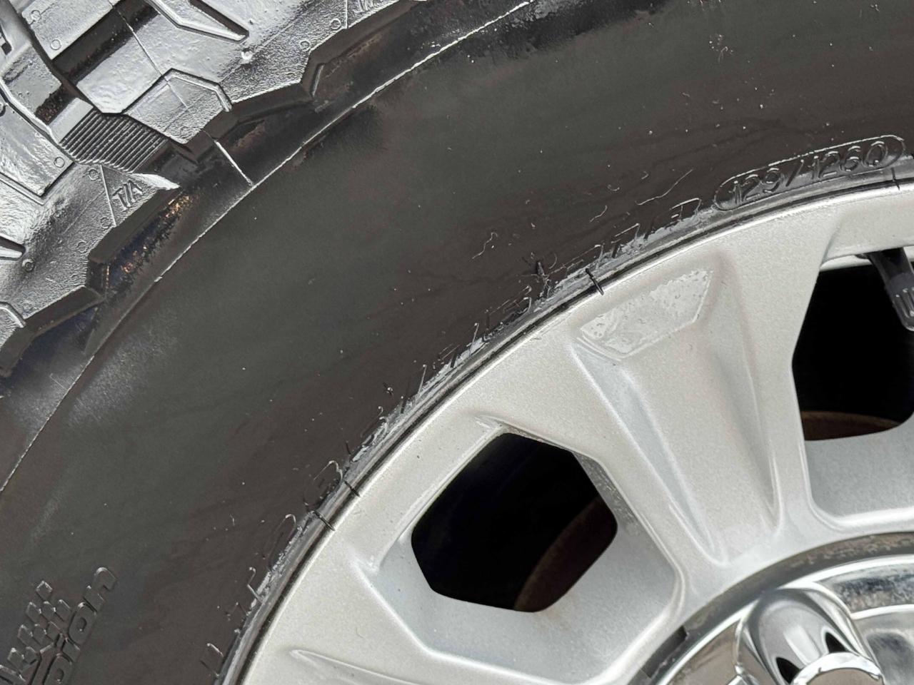 Ford Super Duty F-350 SRW  2021