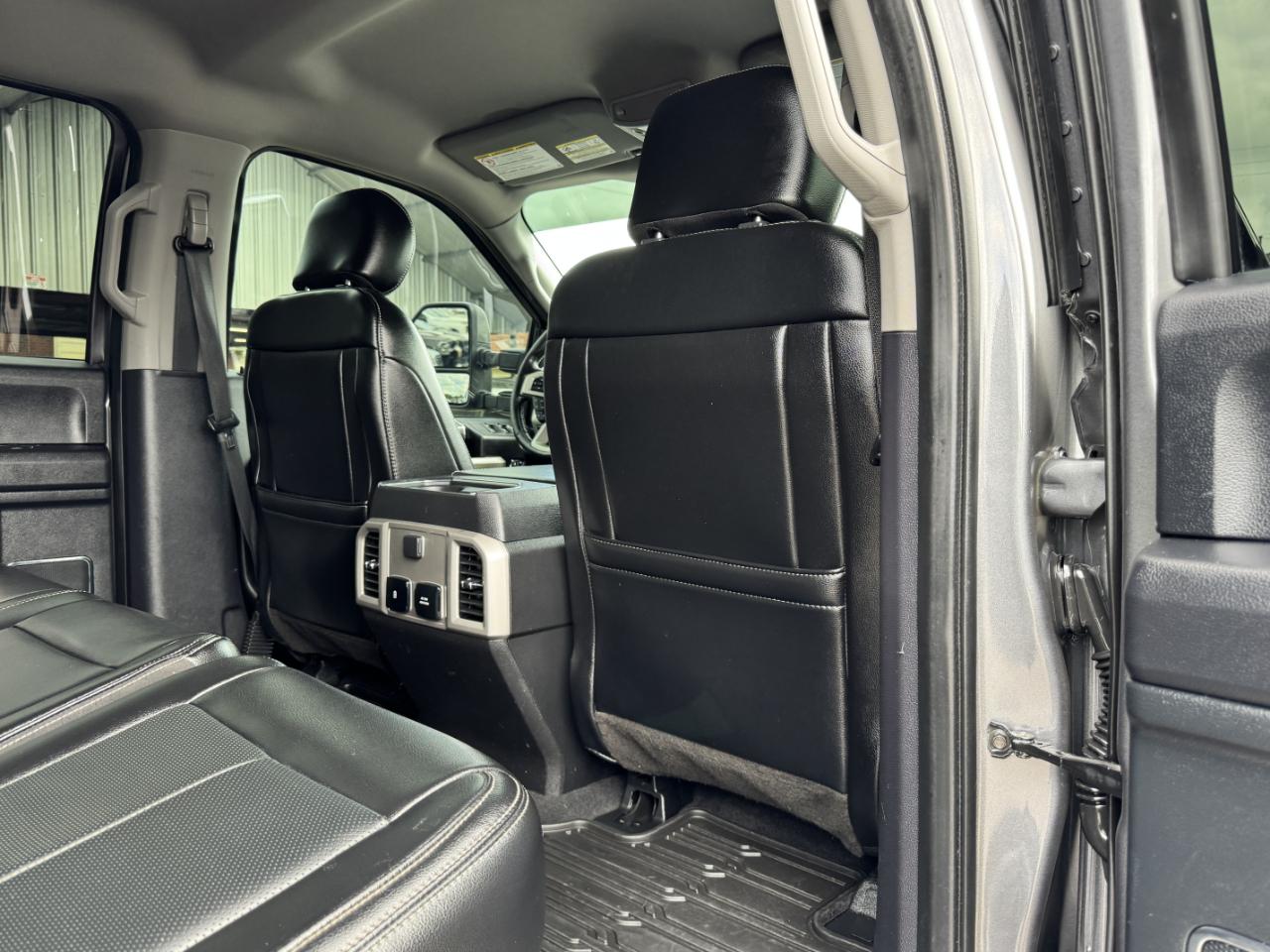 Ford Super Duty F-350 DRW  2021