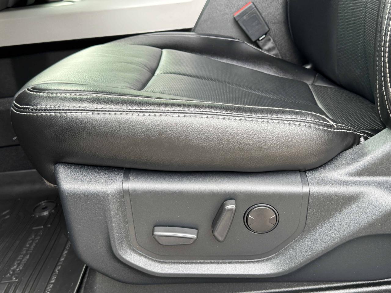 Ford Super Duty F-350 DRW  2021