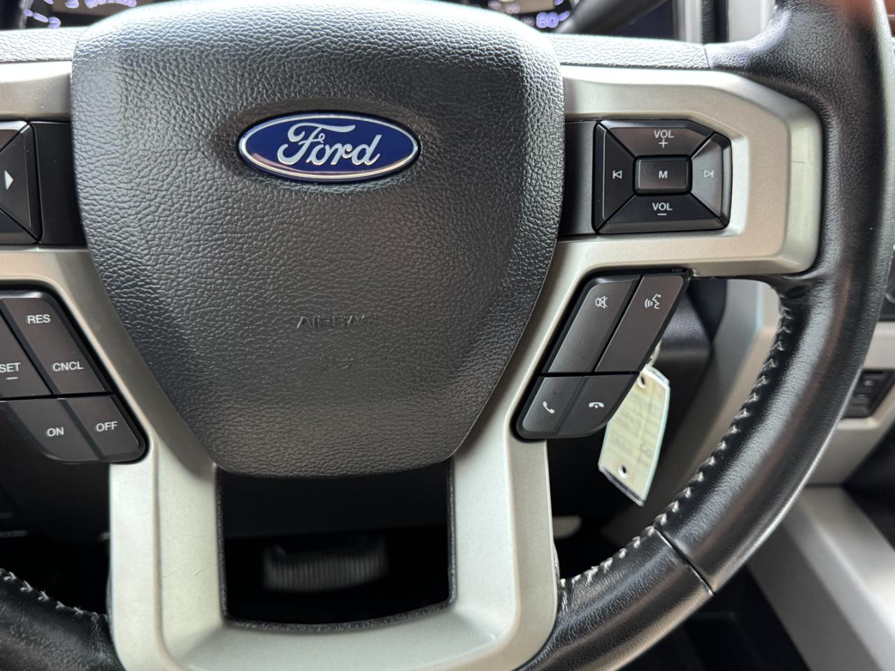 Ford Super Duty F-350 DRW  2021