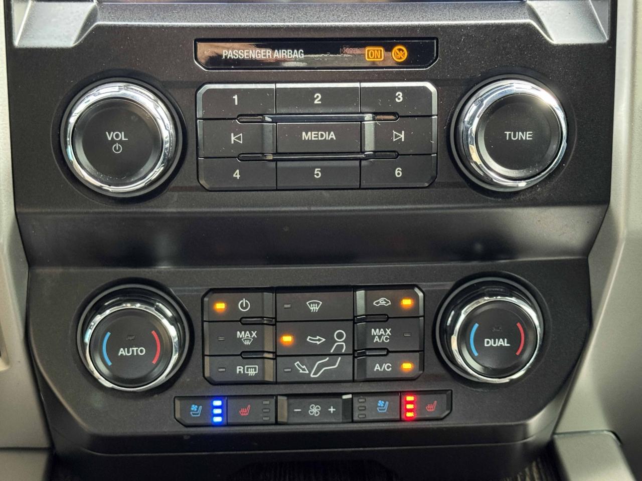 Ford Super Duty F-350 DRW  2021