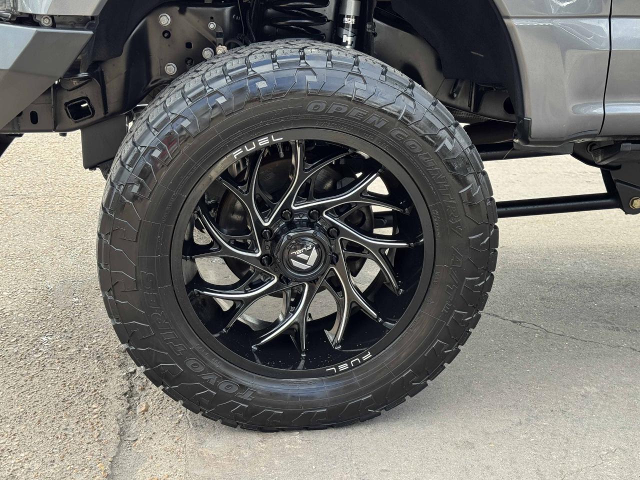 Ford Super Duty F-350 DRW  2021