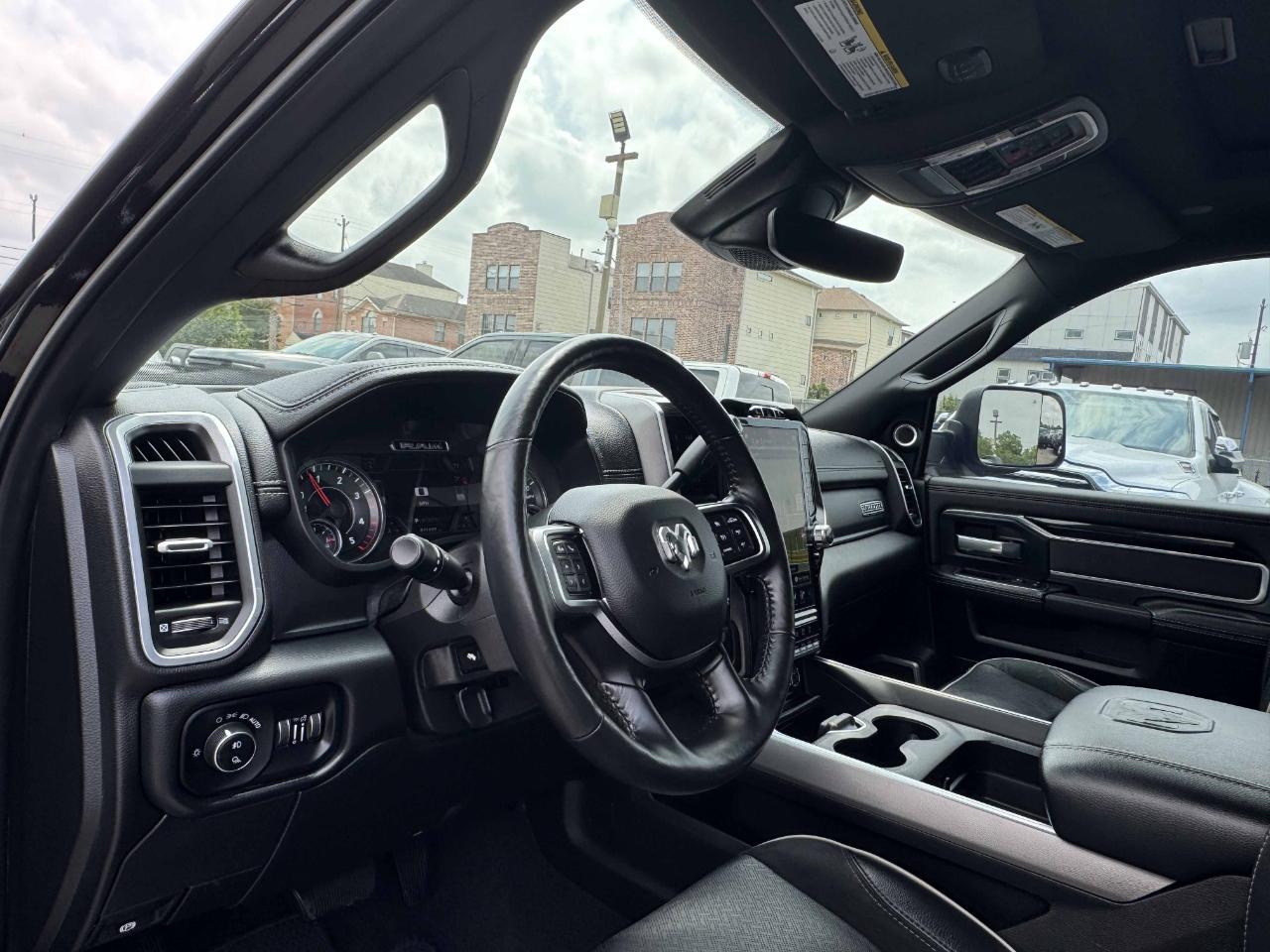 RAM 2500 Laramie Mega Cab 4WD 2020