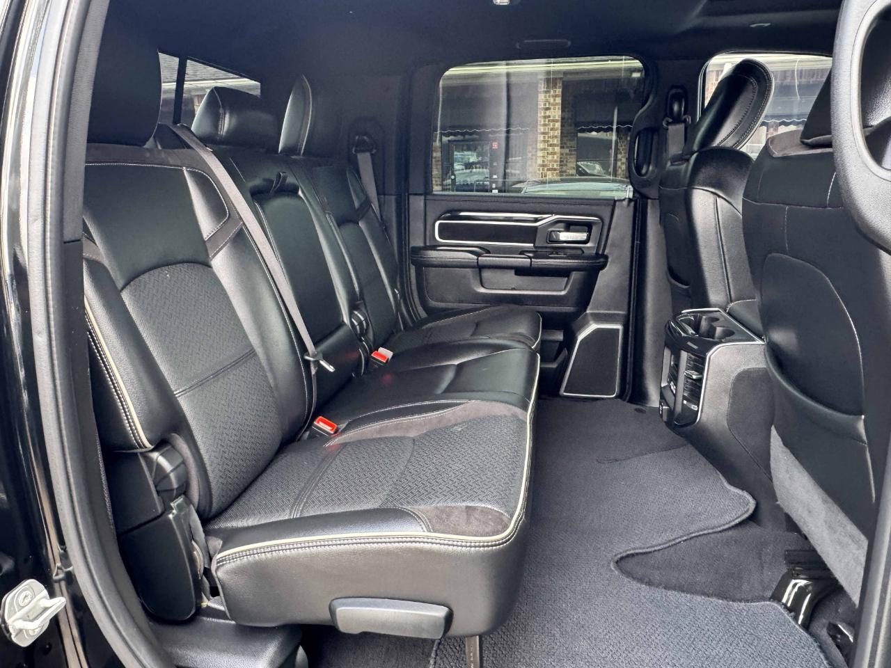 RAM 2500 Laramie Mega Cab 4WD 2020